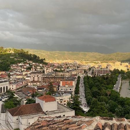 Aria Baci Guest House Berat Exterior foto
