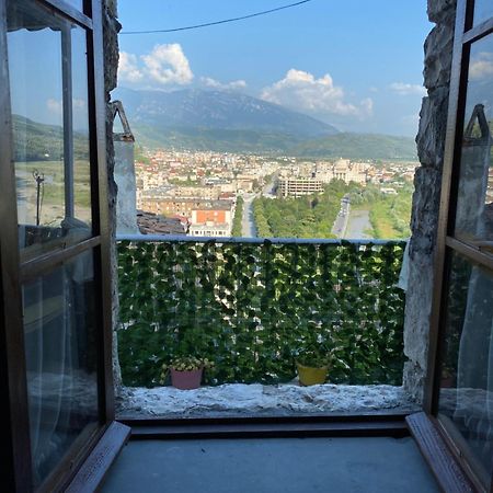 Aria Baci Guest House Berat Exterior foto